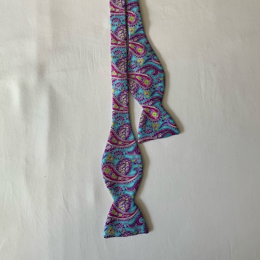 Men’s hand made Italian silk bow tie